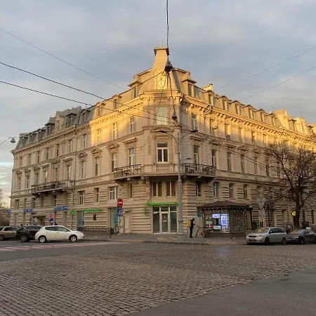 Opera Theatre Deribasovskaya 10 * Odessa