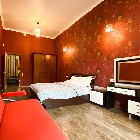 Apartment Opera Theatre Deribasovskaya 10